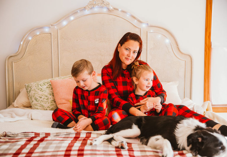 2017 Christmas Card // livelovesimple.com